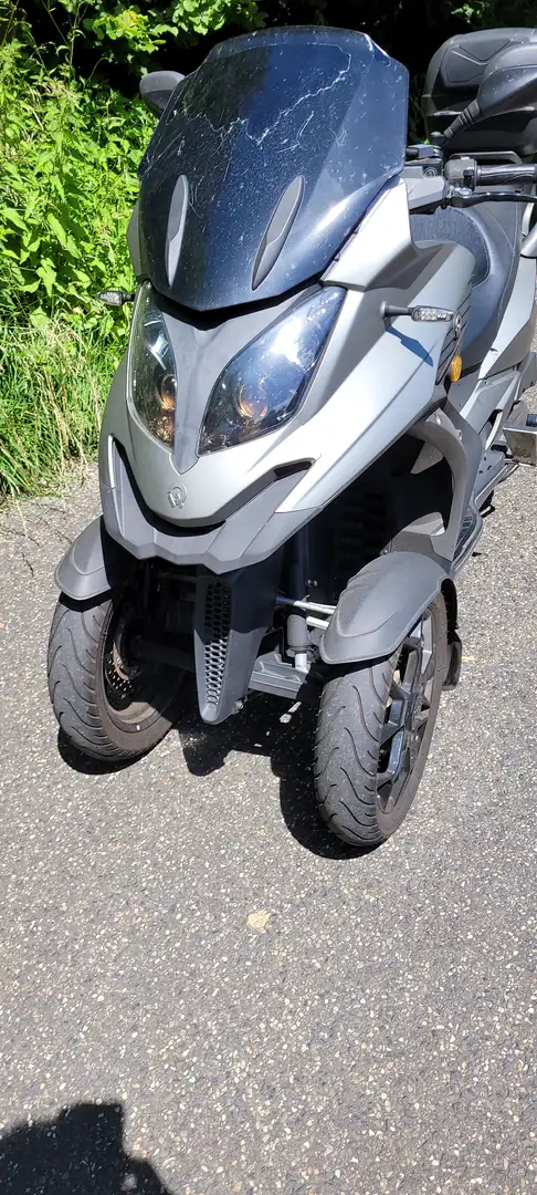 Quadro QV3 Grey - 1