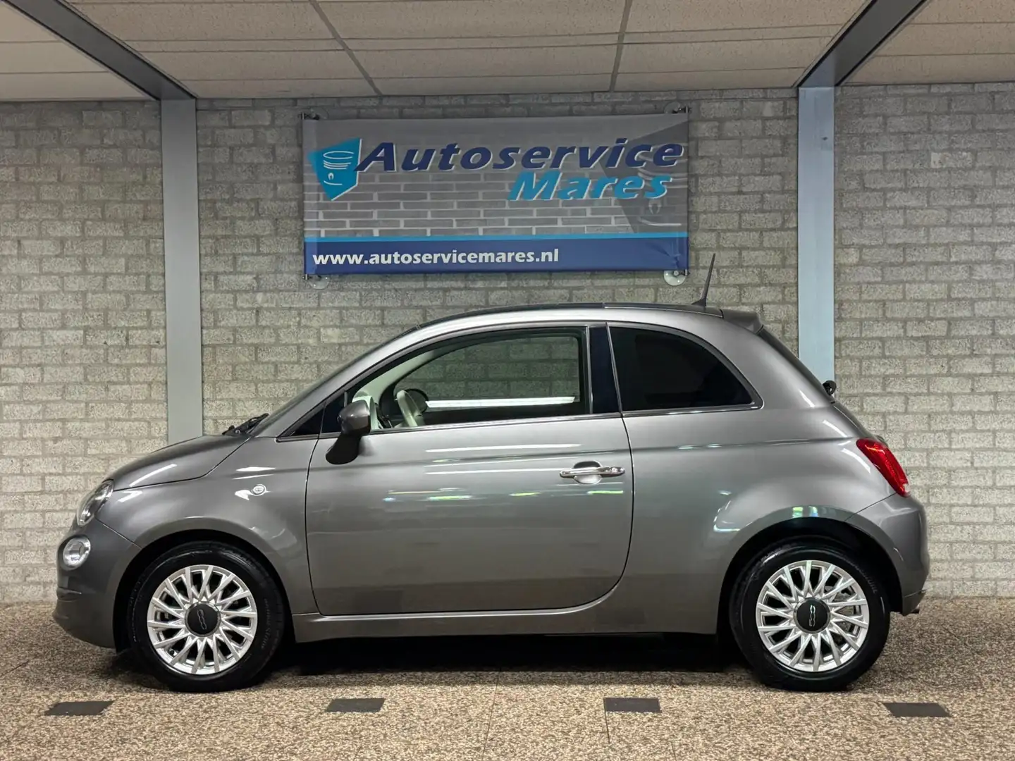 Fiat 500 0.9 TwinAir Turbo Lounge, airco, cruise, pano dak, Grijs - 2