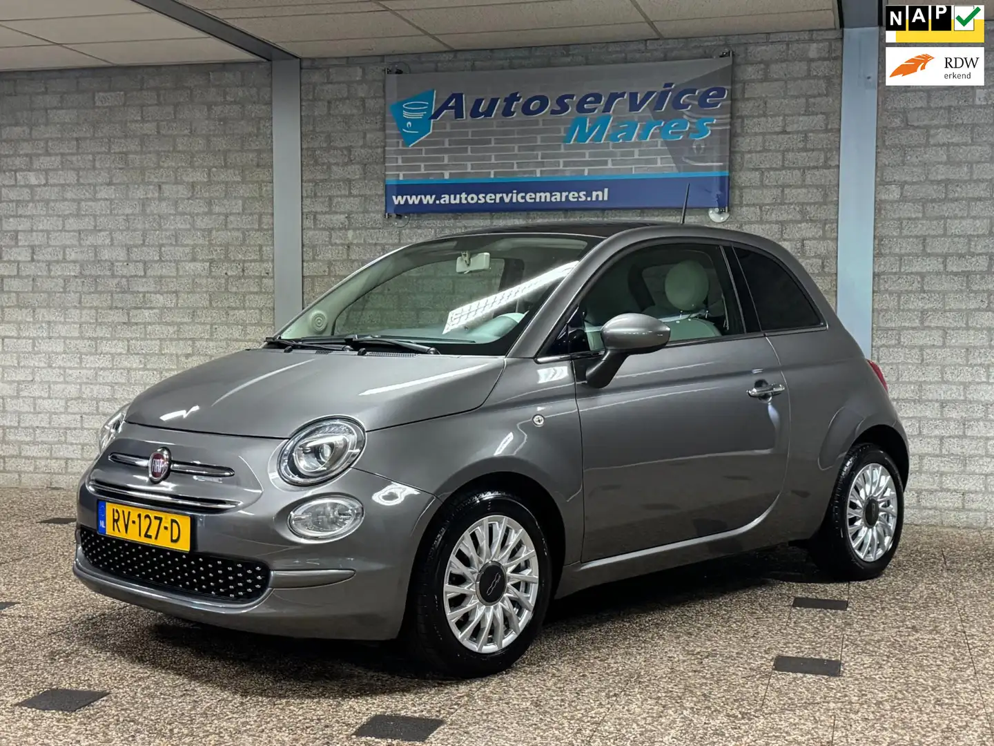 Fiat 500 0.9 TwinAir Turbo Lounge, airco, cruise, pano dak, Grijs - 1