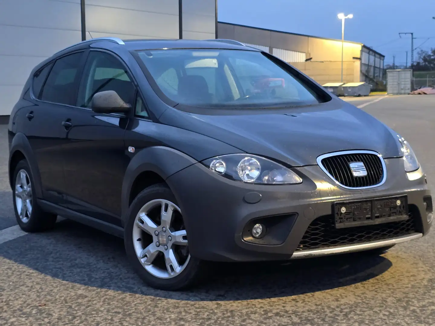 SEAT Altea XL Freetrack XL Stylance 4WD 1 Jahr Garantie Grau - 1