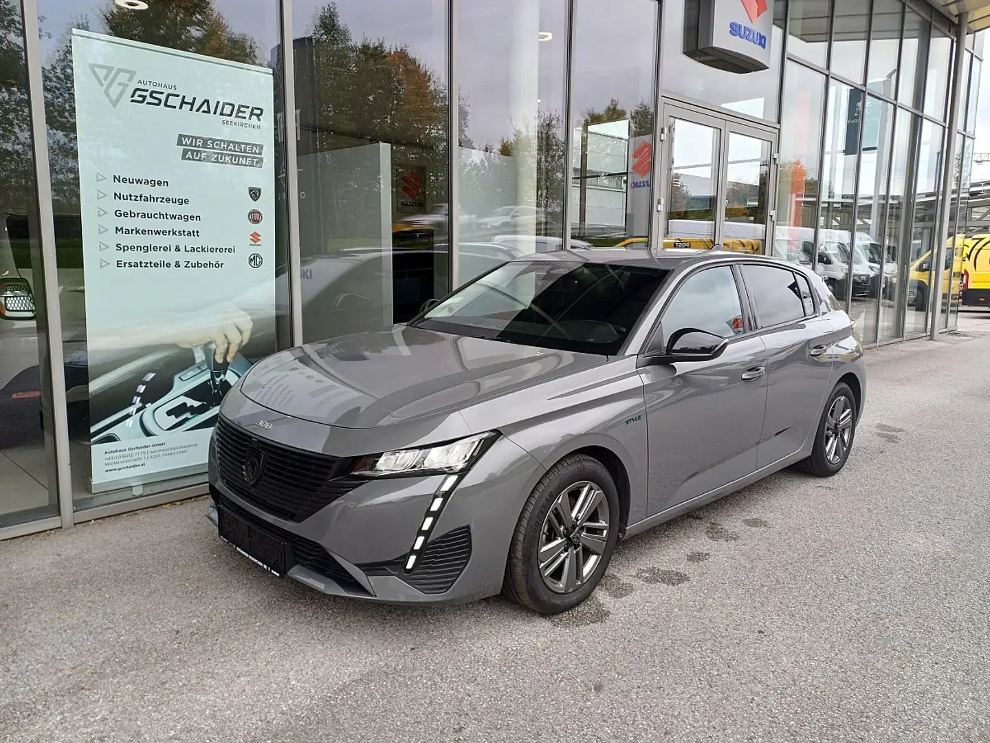 Peugeot 308 PureTech 130 S&S EAT8 Style Grau - 2