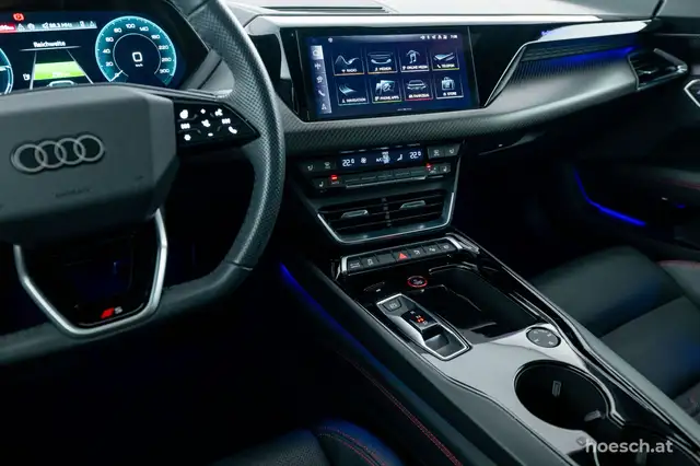 Audi e-tron GT S quattro HEAD-UP ALLRADLENKUNG PANO LASER ++ Ansicht 32