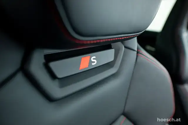 Audi e-tron GT S quattro HEAD-UP ALLRADLENKUNG PANO LASER ++ Ansicht 29
