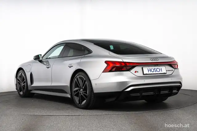 Audi e-tron GT S quattro HEAD-UP ALLRADLENKUNG PANO LASER ++ Ansicht 4