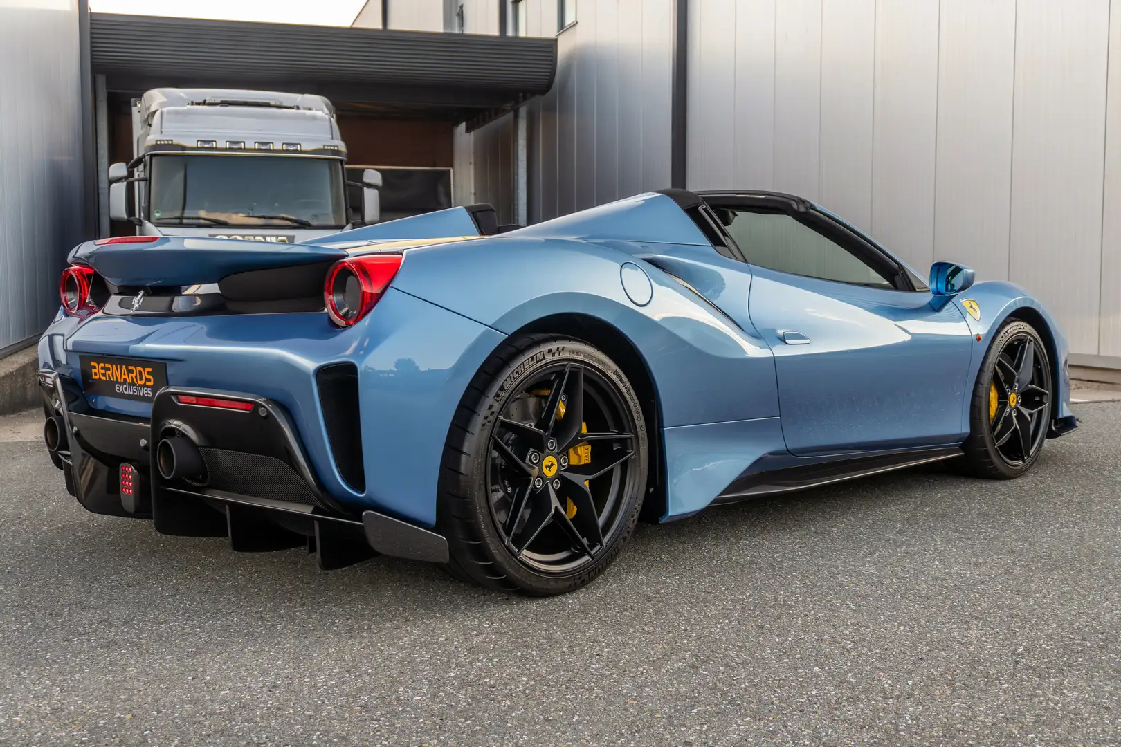 Ferrari 488 Pista Spider - Azzurro California - Carbon - Lift Albastru - 2
