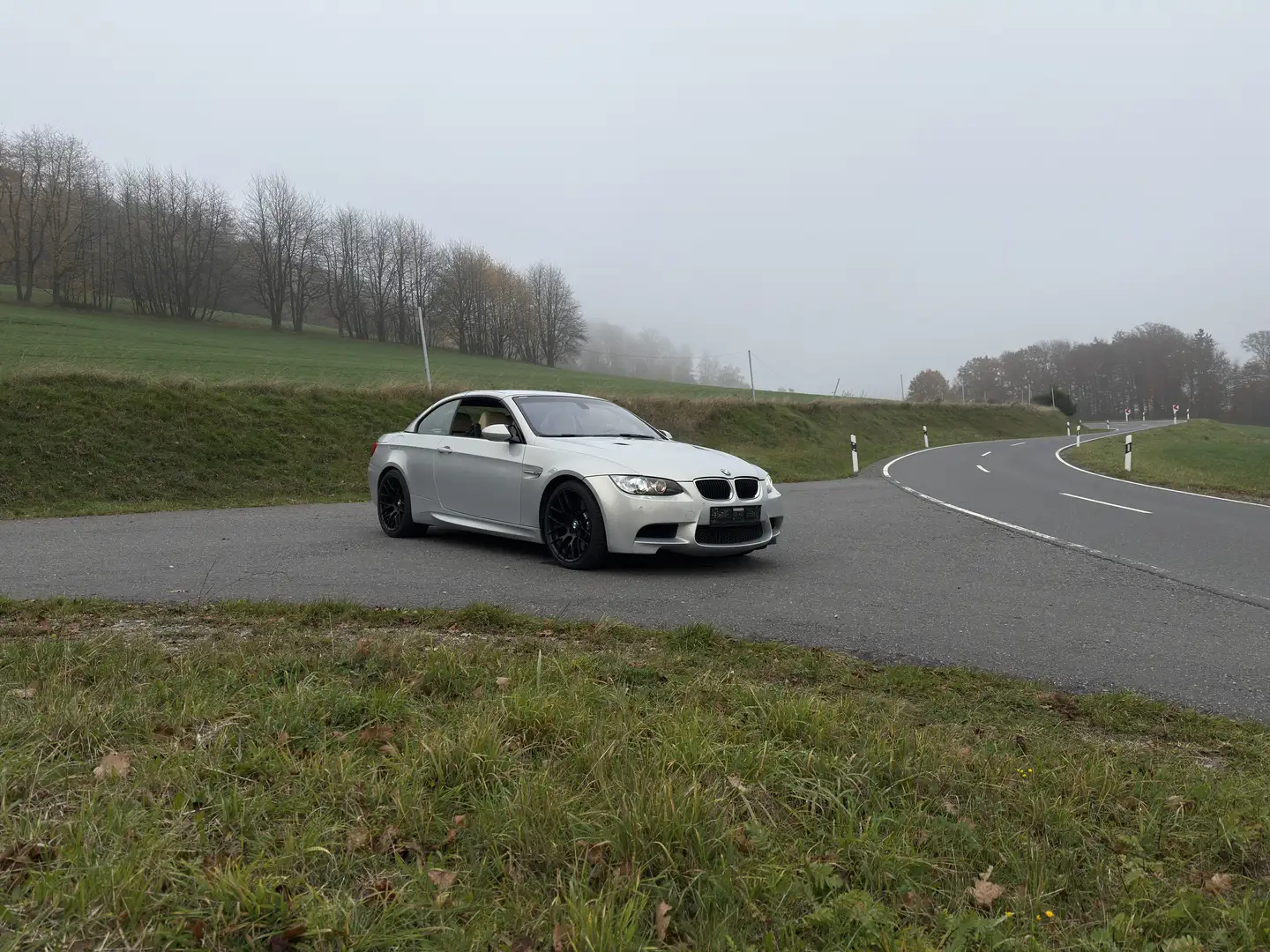 BMW M3 E92/E93 - Individual Gümüş rengi - 1