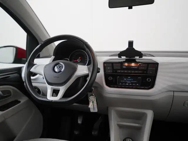 Volkswagen Up! view 5