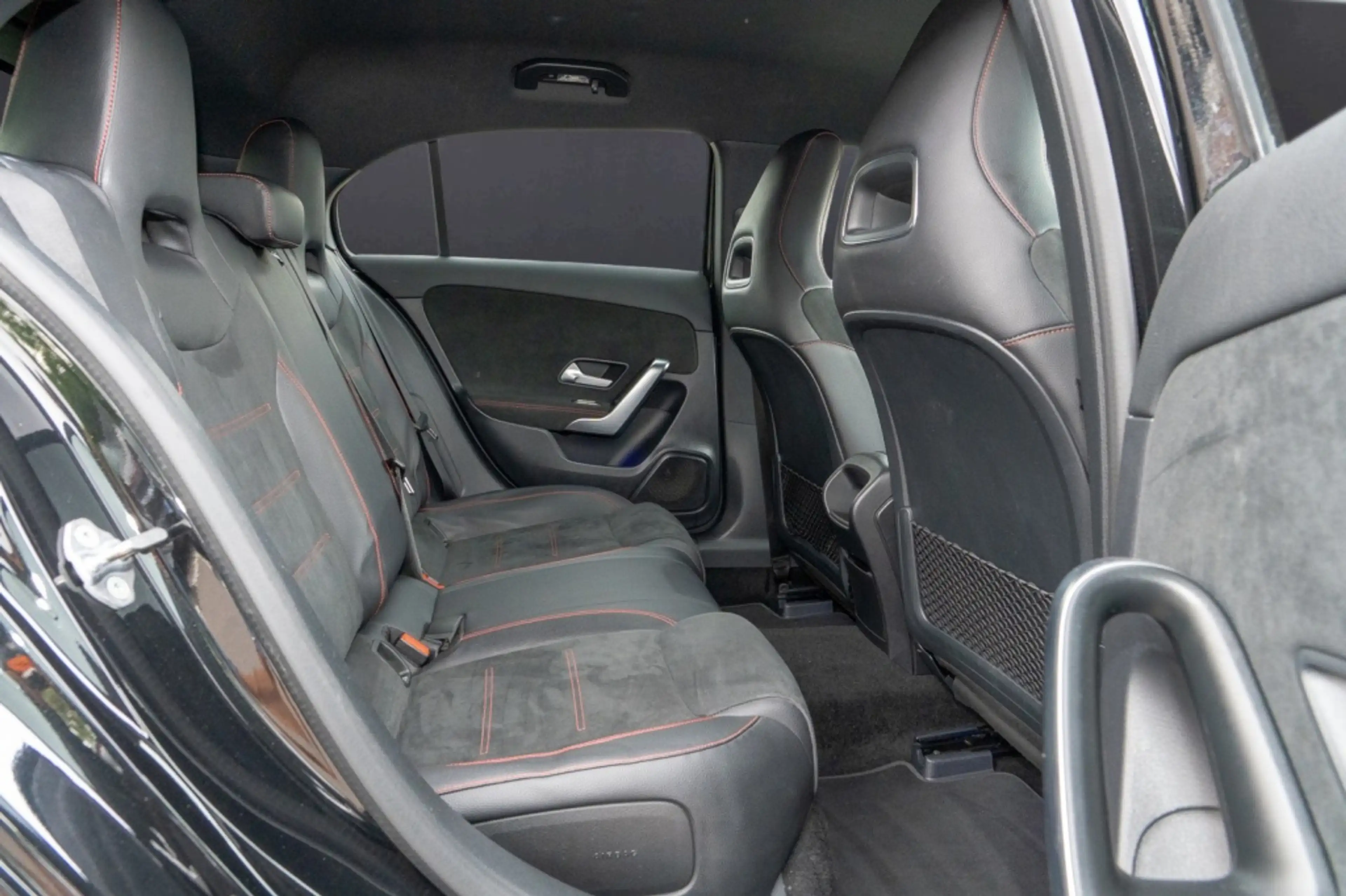 Mercedes-Benz A 35 AMG AMG A 35 4M *Night Distro BEAM AHK — photo 8