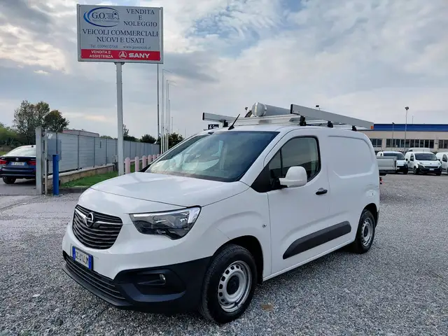 Opel Combo 1.5BLLUHDI 100CV KM 82000 CON ALLESTIMENTO INTERNO