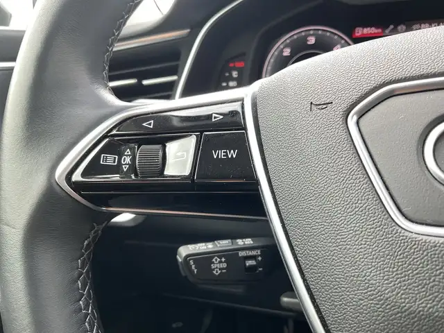 Audi A6 view 14