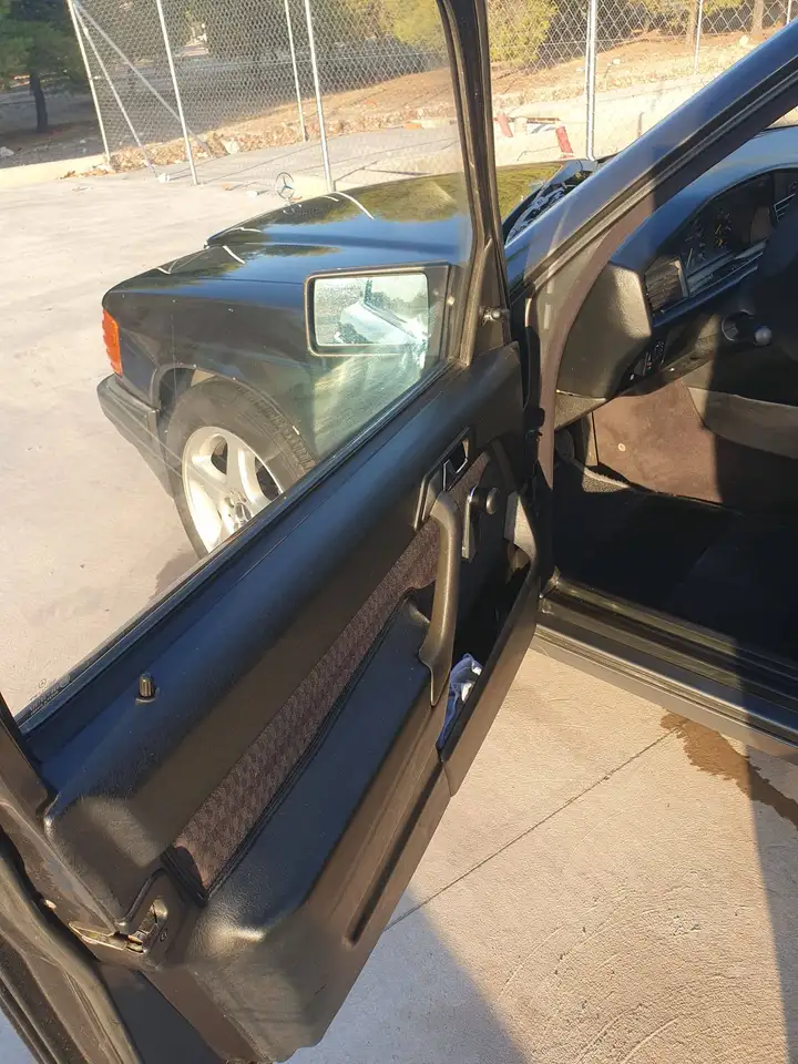 Mercedes-Benz 190 D 2.5, foto 11