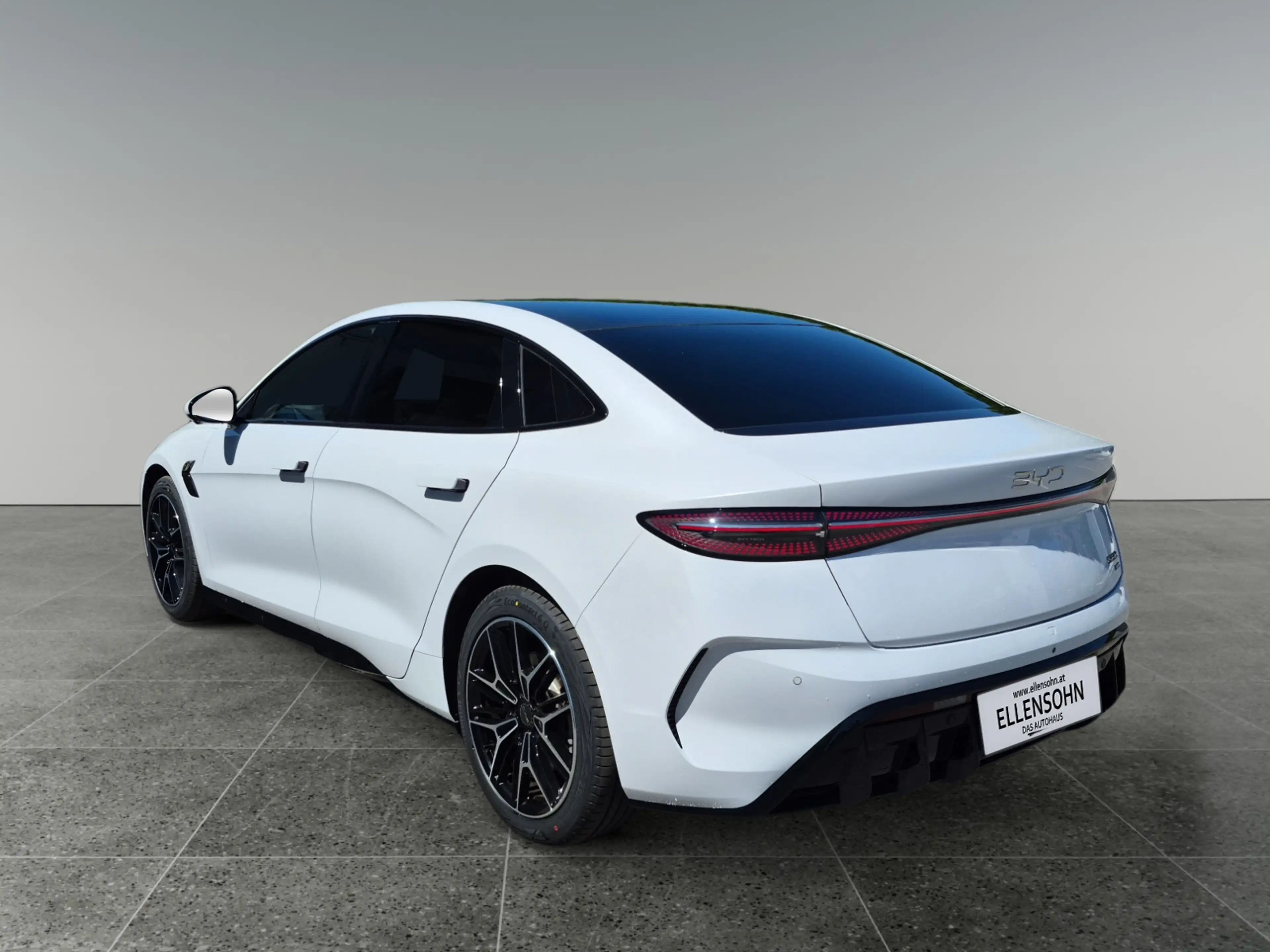 BYD Seal Excellence AWD MY26 — photo 3