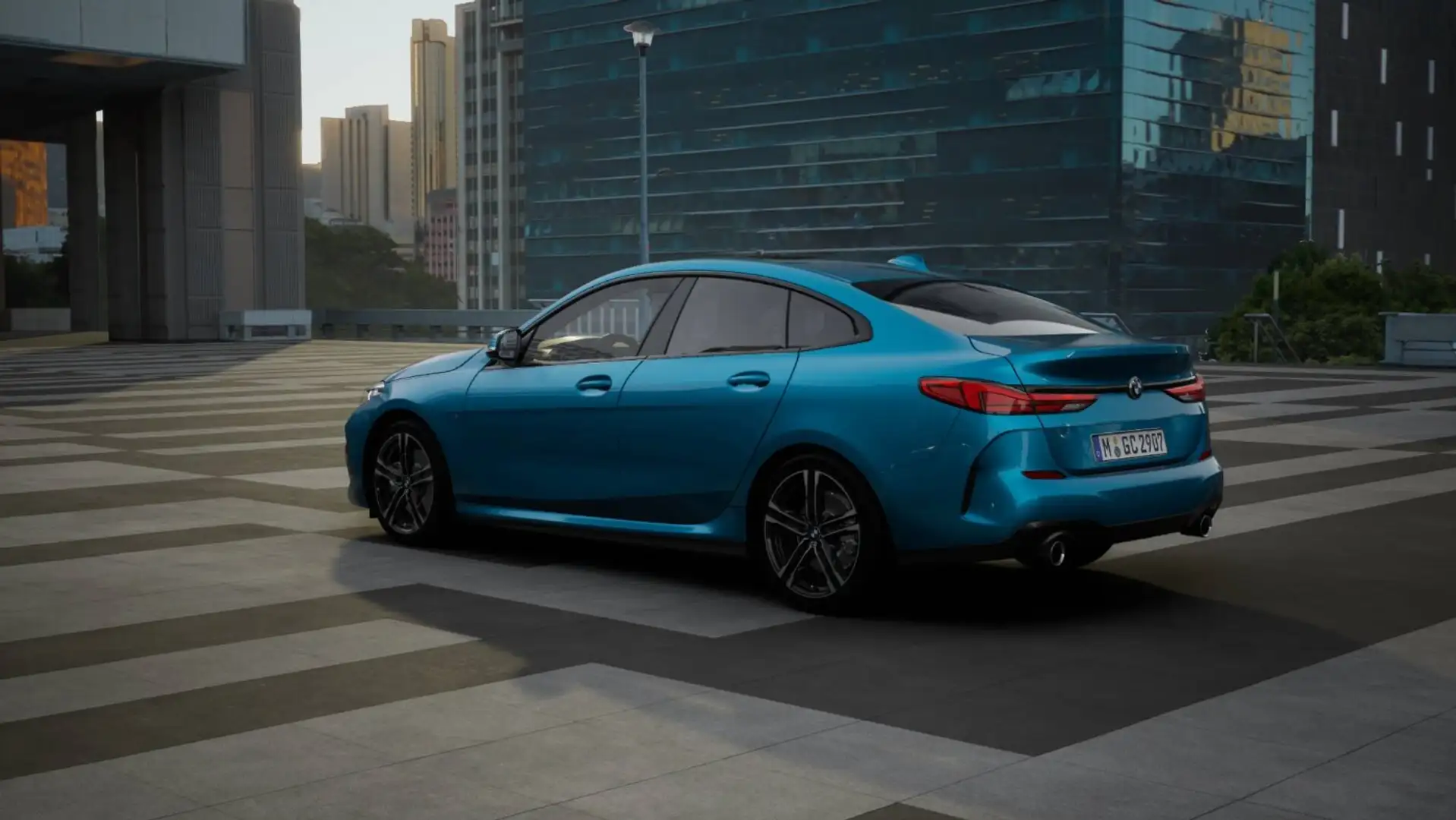 BMW 220 i Gran Coupé ///M Sport+M-Sitze PanoSD ACC Blauw - 2
