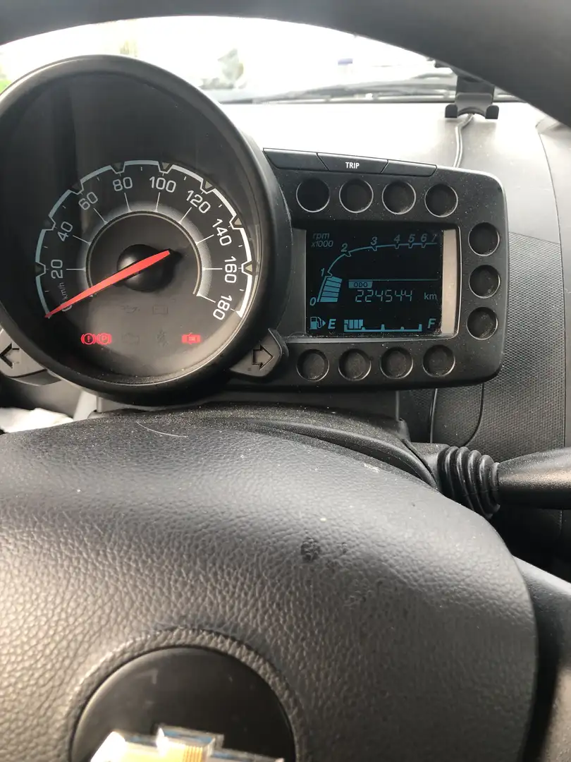 Chevrolet Spark 1.0 16V LS Bi-Fuel Wit - 2