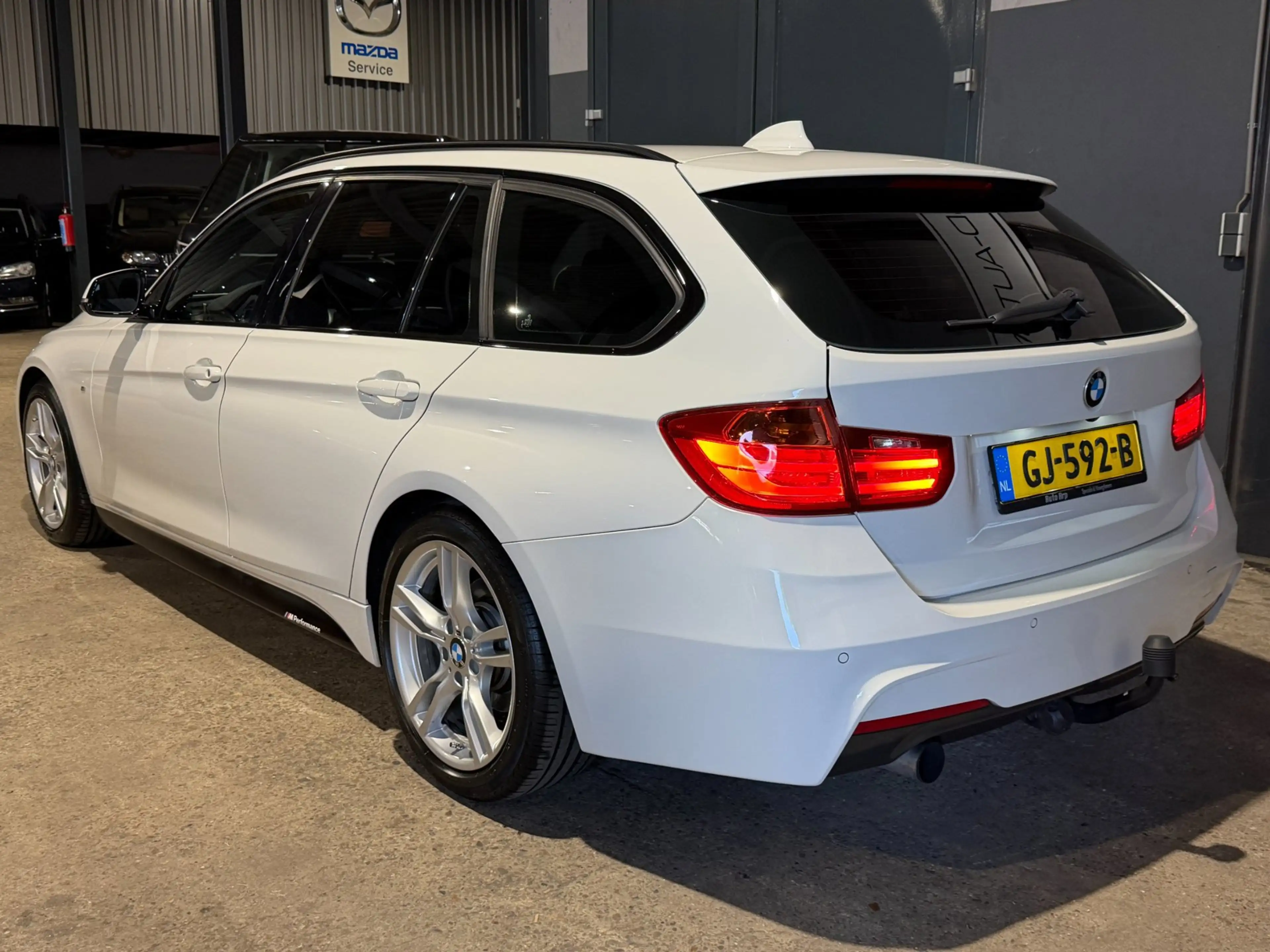 BMW 316 3-serie Touring 316i Executive M-Pack Trekhaak Cam — photo 3