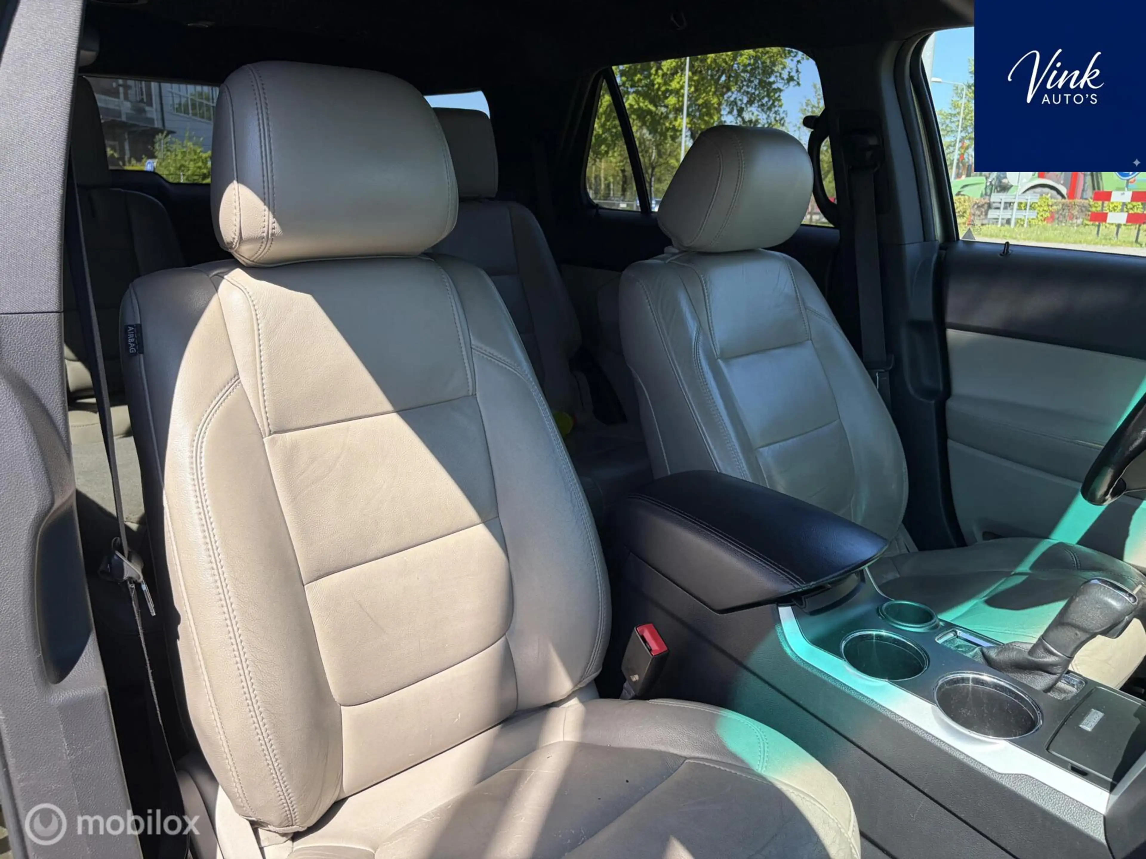 Ford Explorer 3.5 V6 | 395 PK | 7 Persoons | Full Options — photo 4