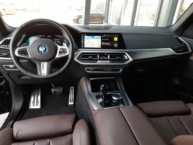 BMW X5 45e M-SPORT 4x4 PHEV Aut. *ADAPT LED / M-SPORT-BREMSE / NAVI / KAMERA / VOLLLEDER & MEMORY / HIFI SOUND* Ansicht 3