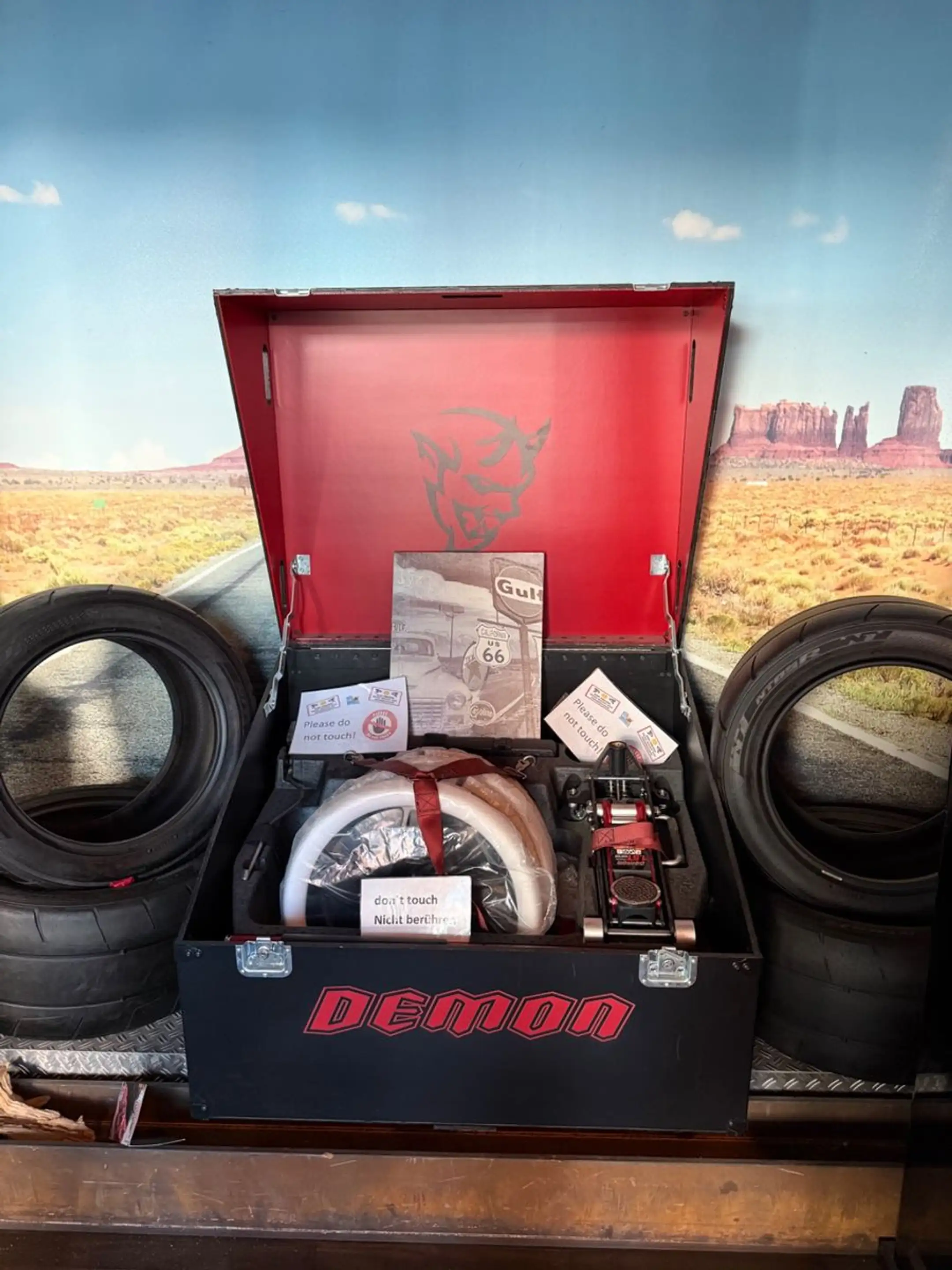 Dodge Challenger SRT DEMON 851PS — photo 14