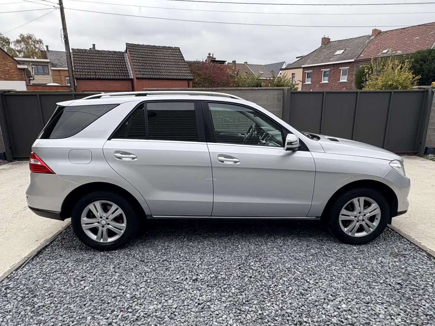 Mercedes-Benz ML 250 BlueTEC 4 MATIC Argent - 2