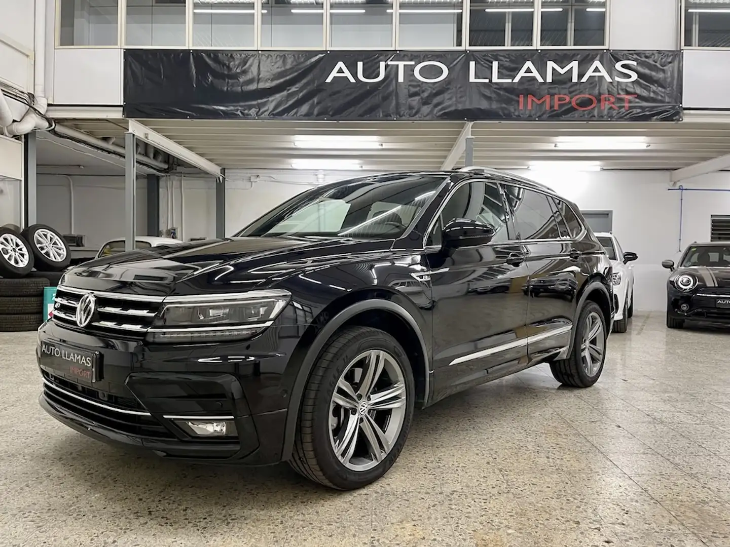 Volkswagen Tiguan Allspace 2.0TDI Sport 4M DSG 140kW Noir - 2