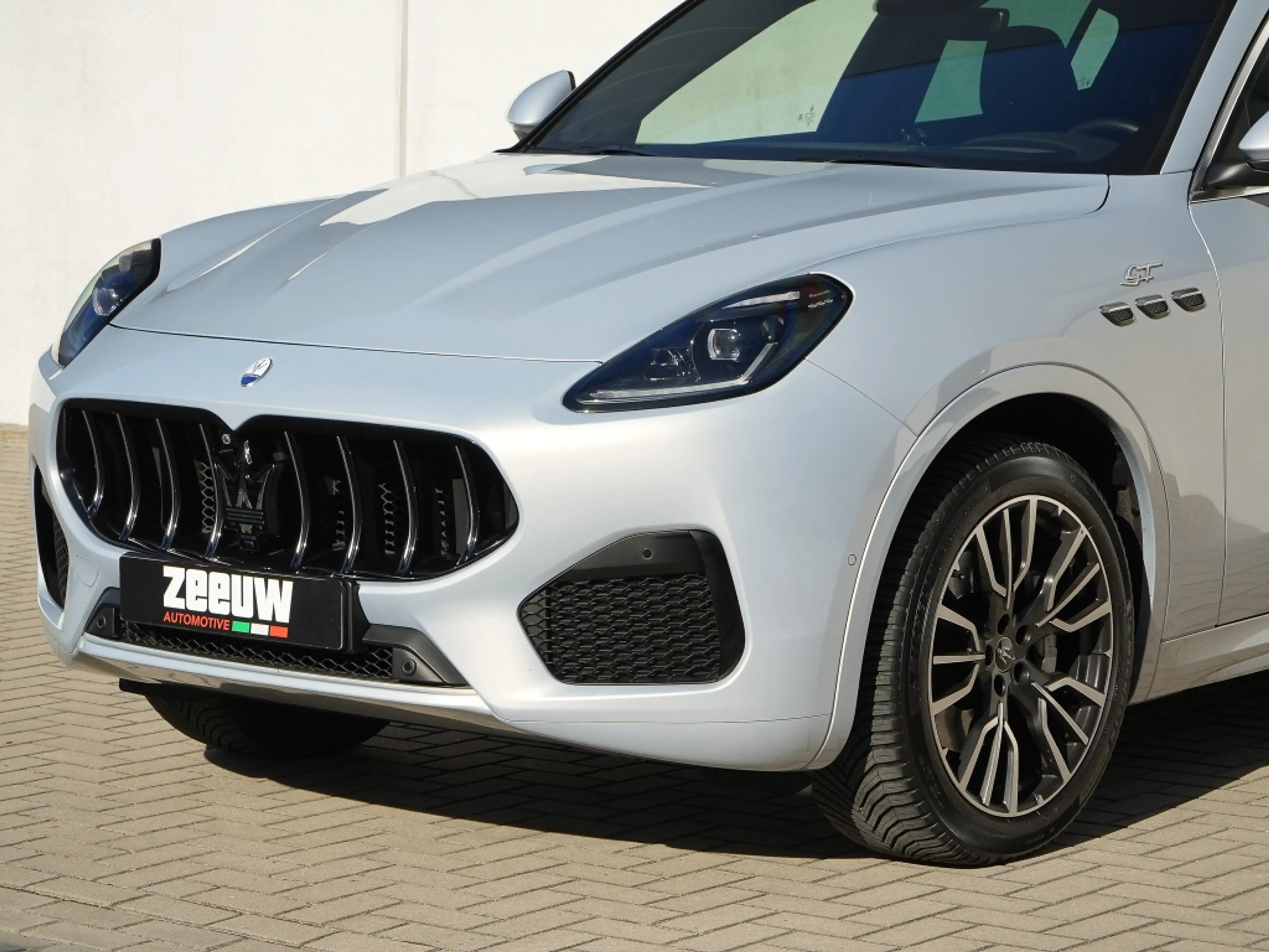 Maserati Grecale 2.0 MHEV 300 PK GT | Pano | 360cam | HUD | Audio P — photo 13