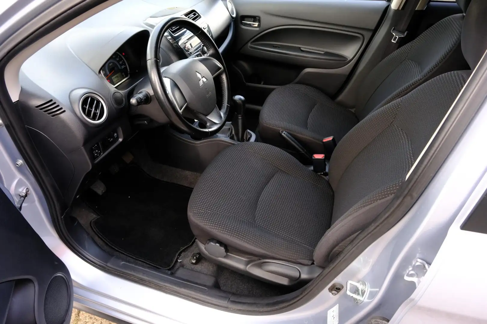 Mitsubishi Space Star 5-drs 1.0 Bright Clima|LMV Grijs - 2