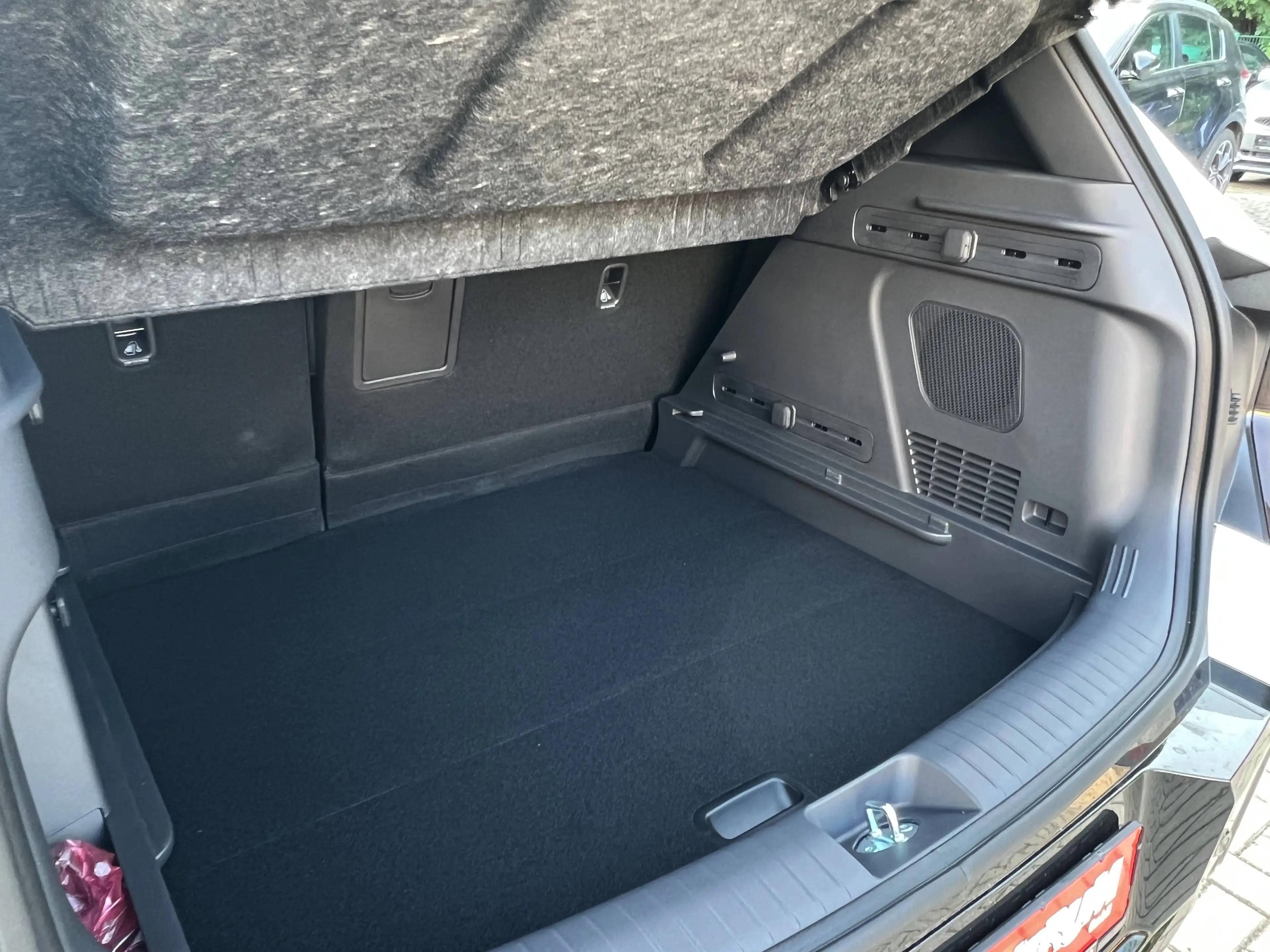 Kia Seltos X-Line — photo 7