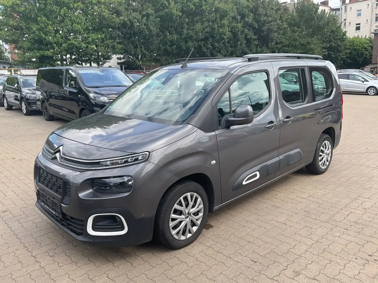 Citroen Berlingo Feel XL *Leichter Heckschaden* 1 HAND! Grau - 1