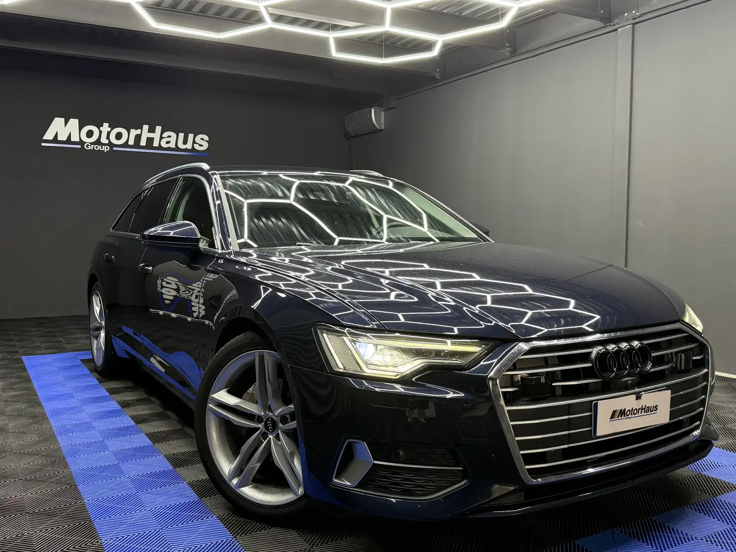 Audi A6 Avant 40 2.0 tdi mhev Business Plus Blau - 1