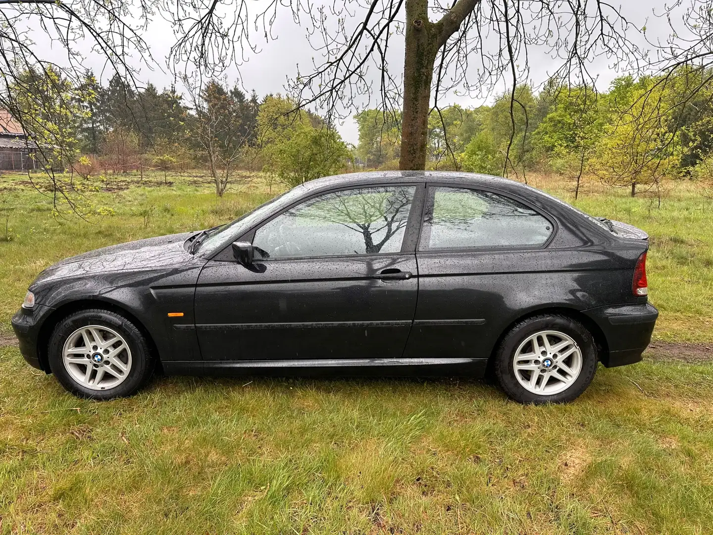BMW 316 3-serie Compact TI apk t/m 08-04-2026 Geen vermoge Černá - 2