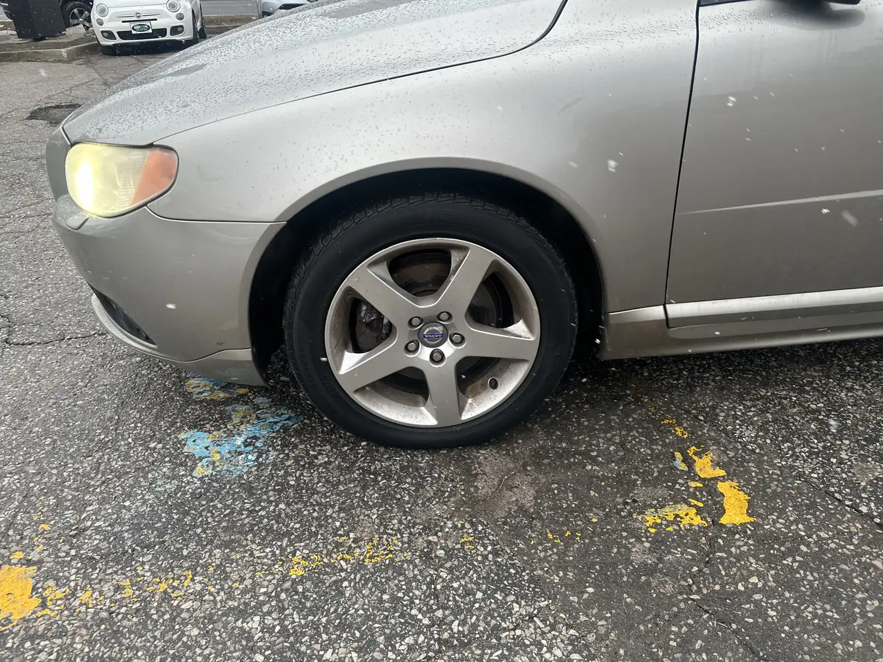 Volvo V70 снимка Volvo V70