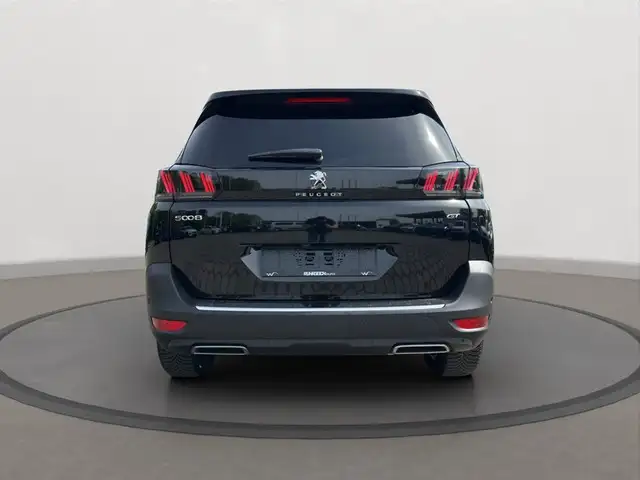 Peugeot 5008 view 4