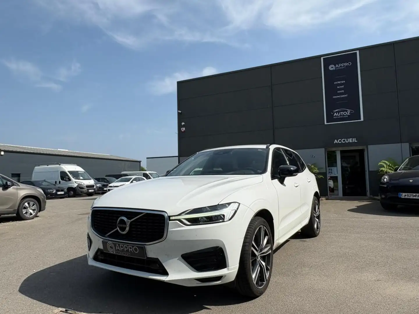 Volvo XC60 B5 AWD Micro-Hybride Diesel - 235 - BVA Geartronic Blanc - 2