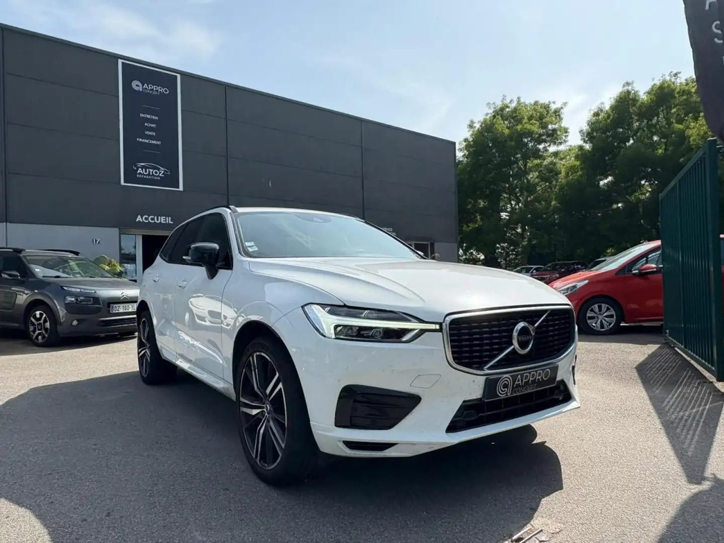Volvo XC60 B5 AWD Micro-Hybride Diesel - 235 - BVA Geartronic Blanc - 1