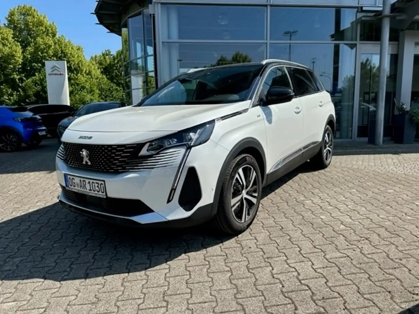 Peugeot 5008 GT BlueHDi 130 EAT8 7-Sitzer Navi Digitales Cockpi Wit - 1