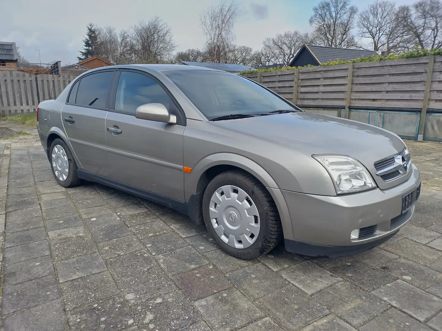 Opel Vectra 1.8-16V Comfort Сірий - 2