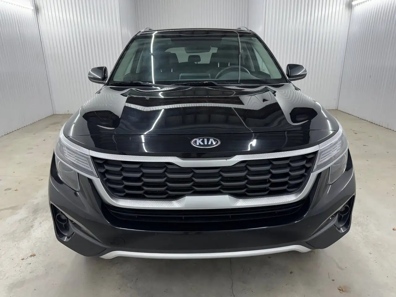 Kia Seltos снимка Kia Seltos
