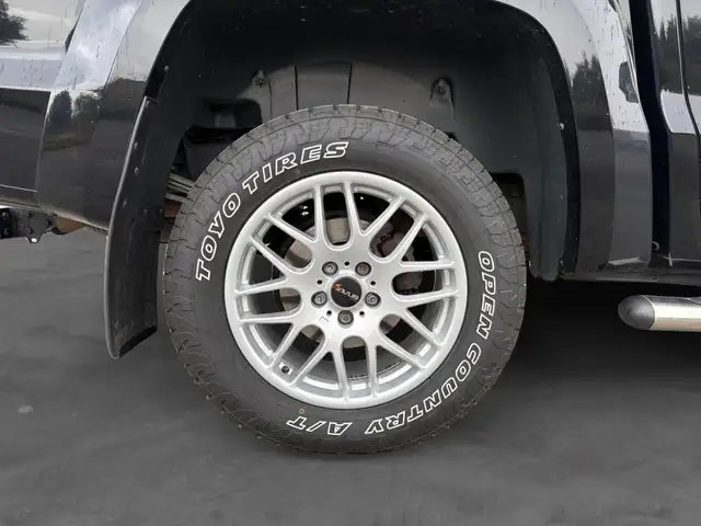 Volkswagen Amarok view 17