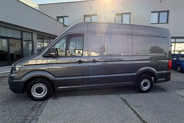 Volkswagen Crafter view 8
