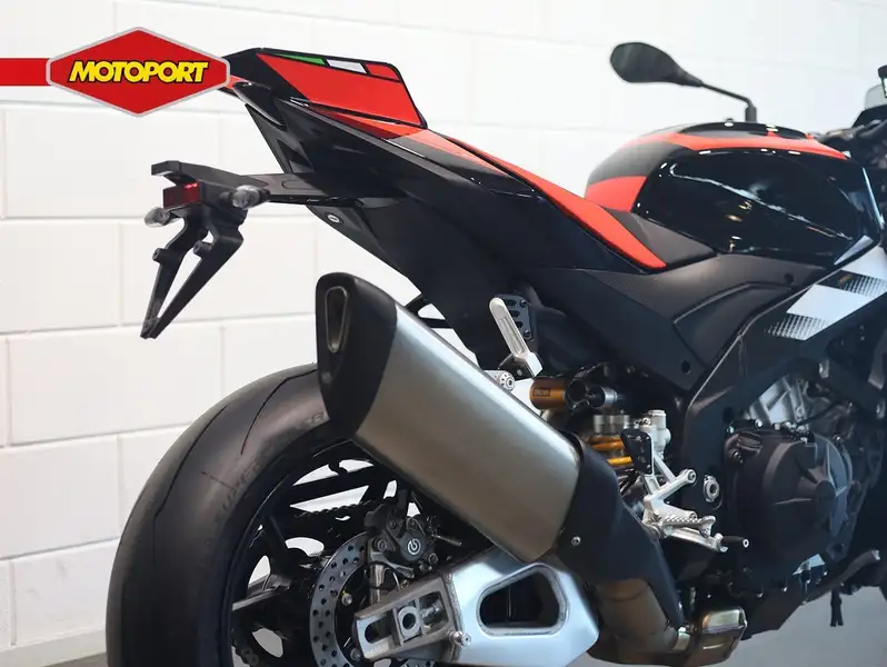 Aprilia Tuono - foto 4
