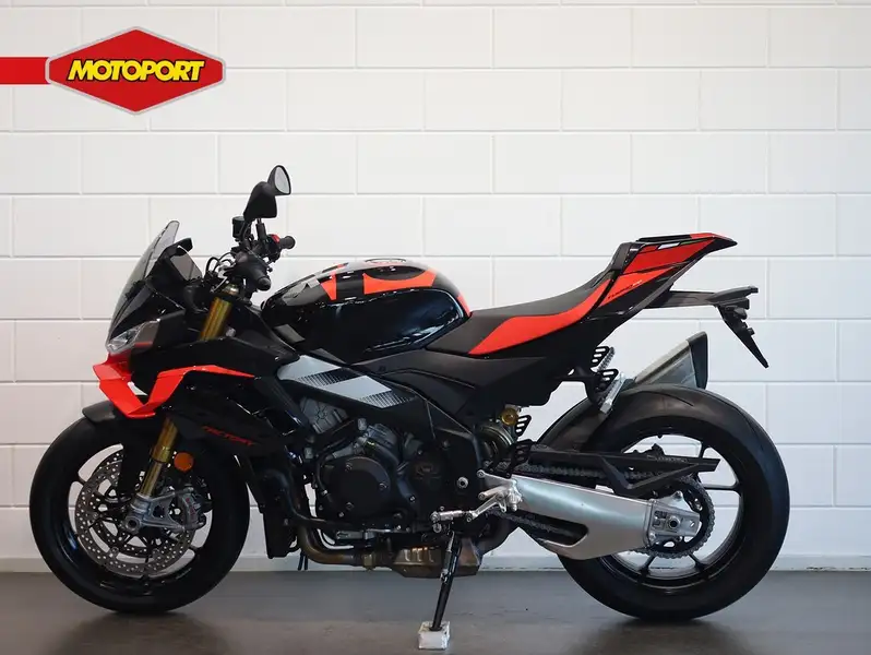 Aprilia Tuono - foto 6