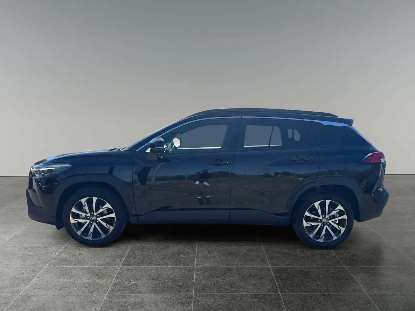 Toyota Corolla Cross 2.0, Active Drive, 4x4 Schwarz - 2