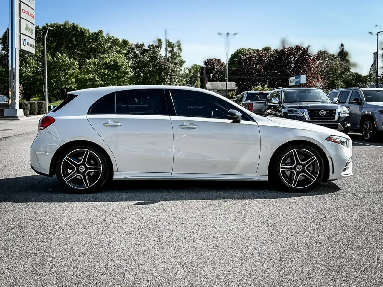 Mercedes-Benz A-Class снимка Mercedes-Benz A-Class