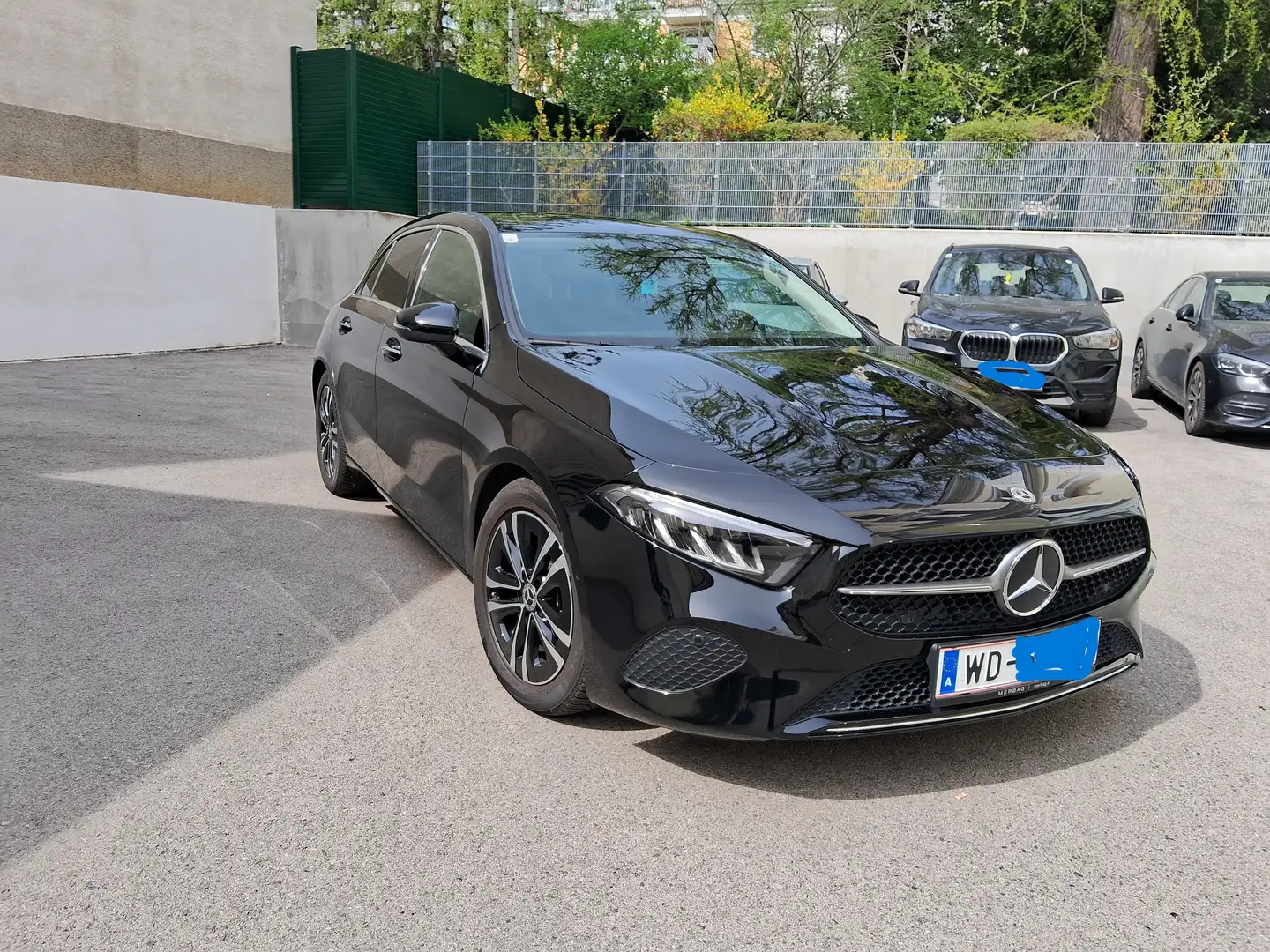 Mercedes-Benz A 180 KompactLimousine ÖsterreichEdition Nova Befreit Schwarz - 2