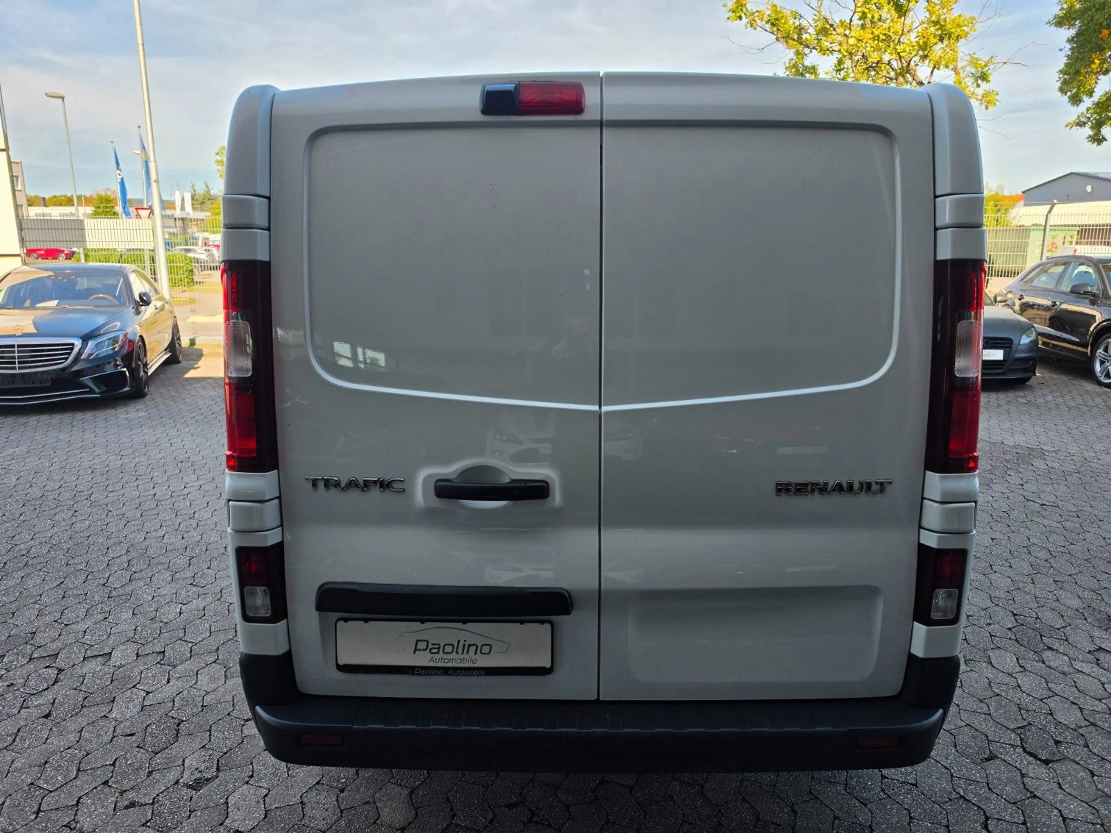Renault Trafic Kasten L1H1 3,0t Komfort *Navi*Wenig KM* — photo 5