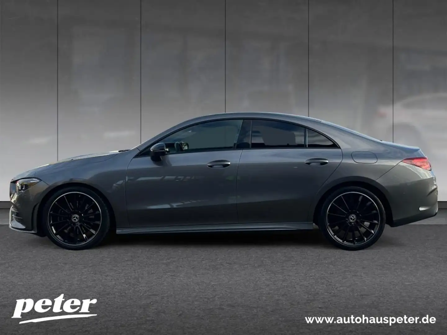 Mercedes-Benz CLA 220 d Coupé AMG/Night/19"/LED/Distronic/ Grijs - 2