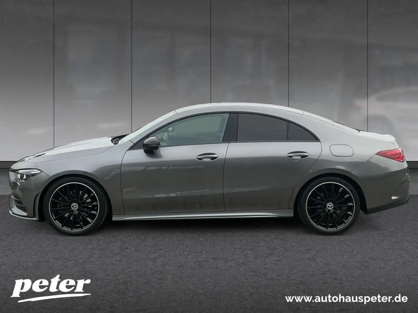 Mercedes-Benz CLA 220 d Coupé AMG/Night/19"/LED/Distronic/ Gris - 2