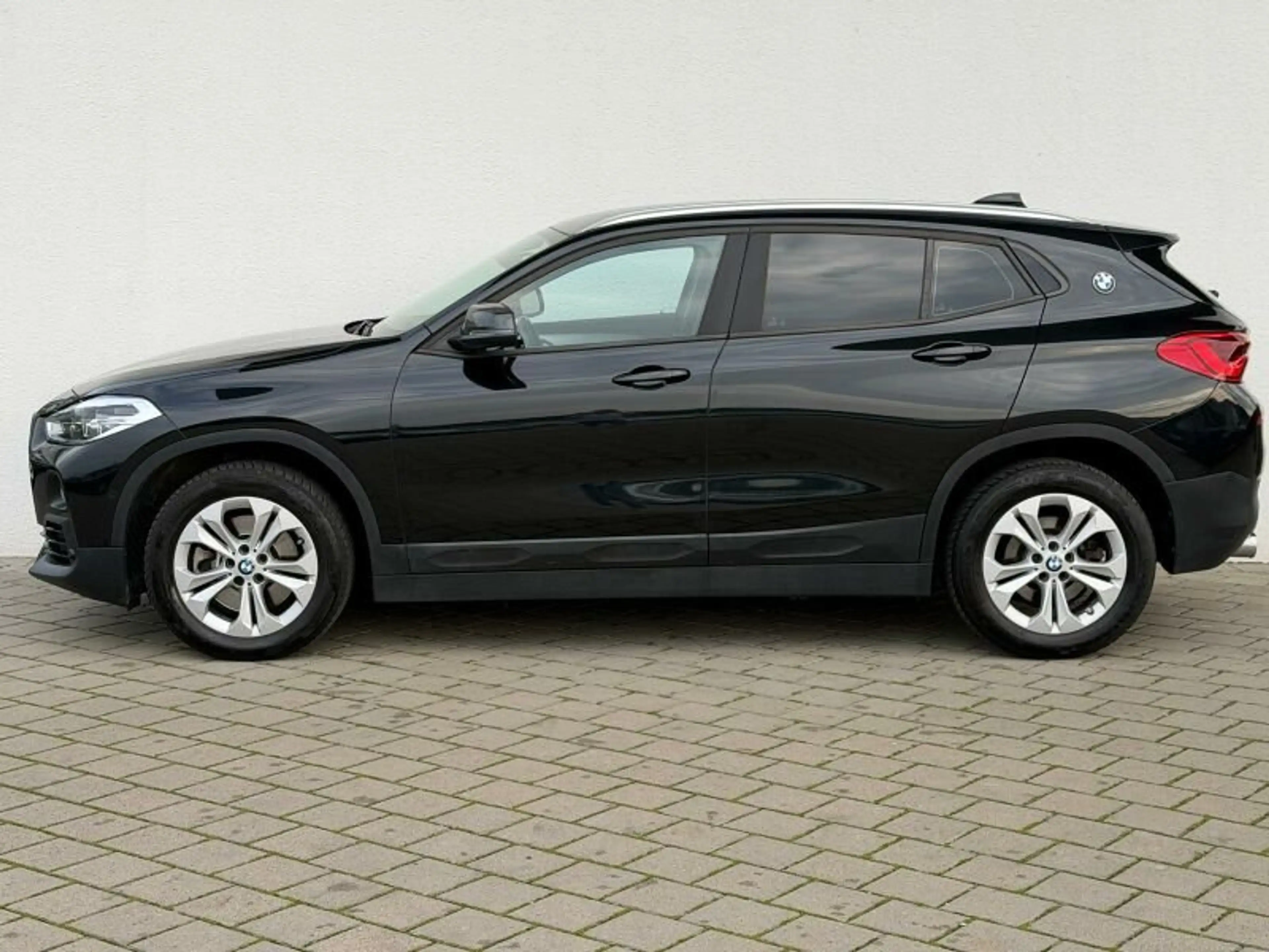 BMW X2 xDrive20d — photo 6