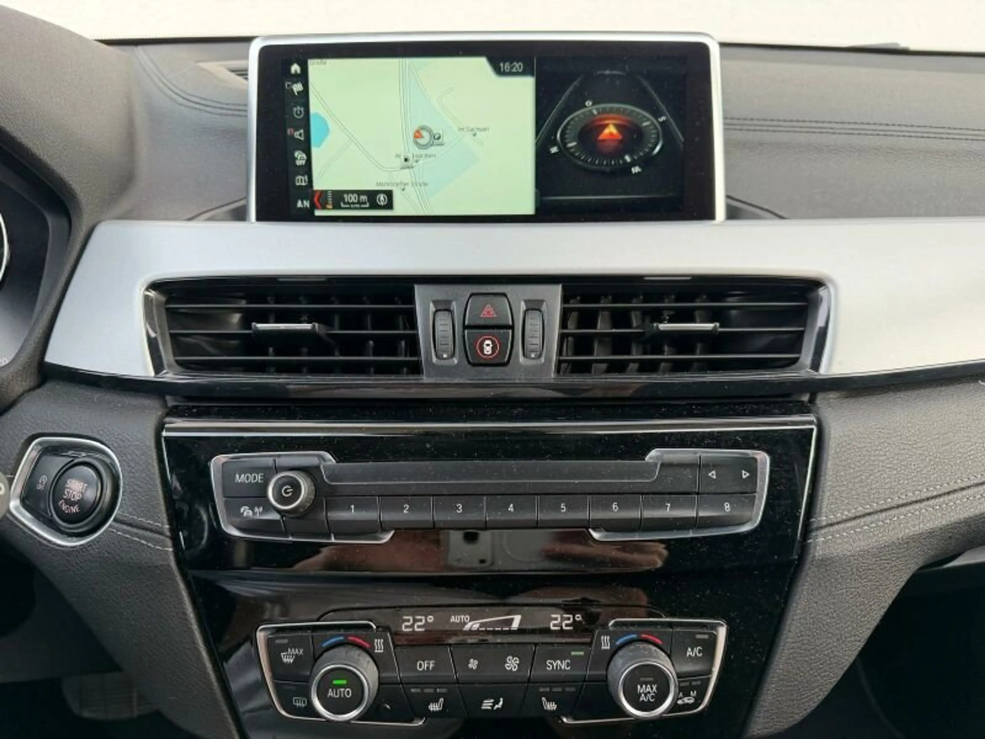 BMW X2 xDrive20d — photo 10