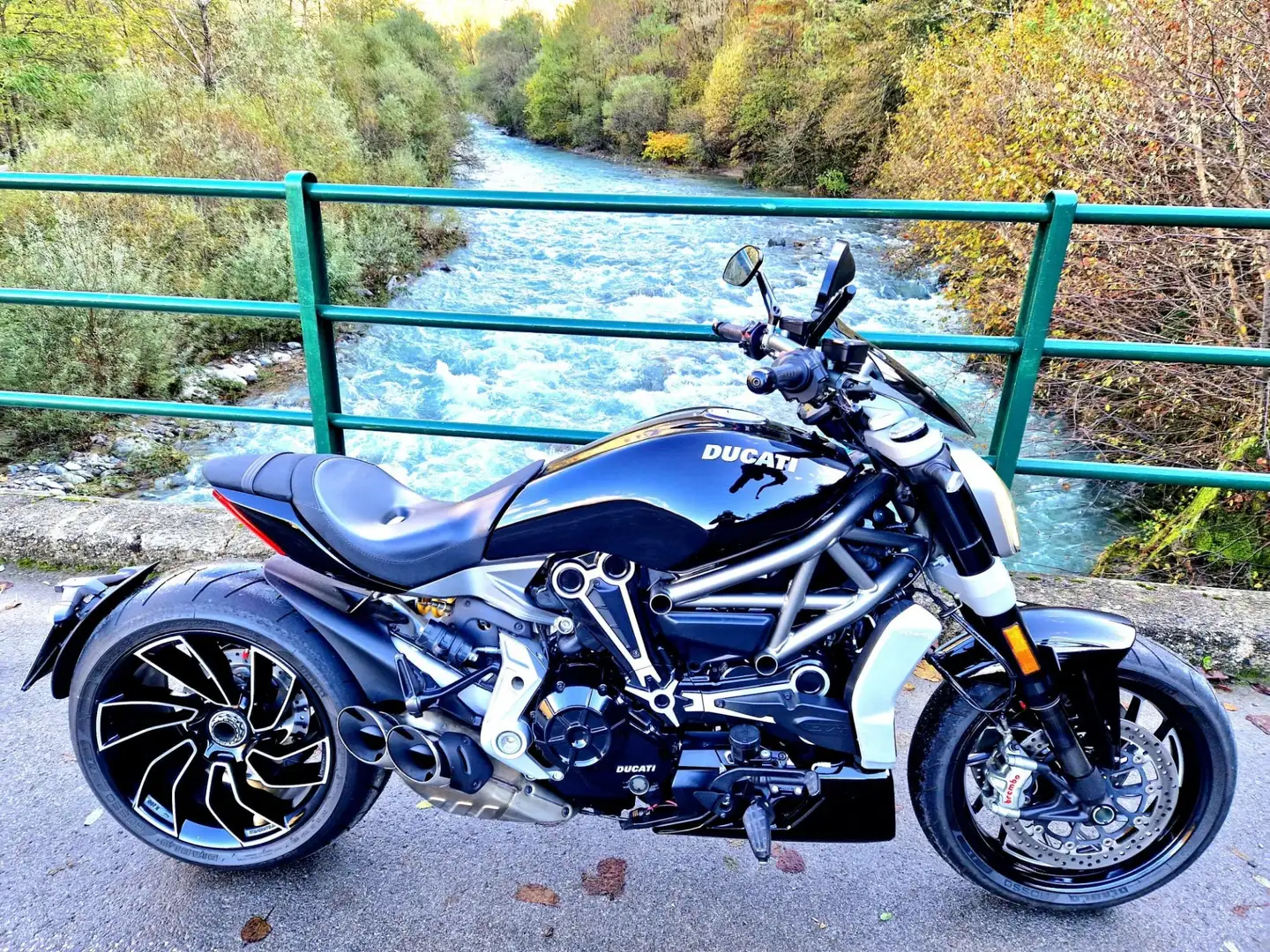Ducati Diavel X S 1260 Nero - 1